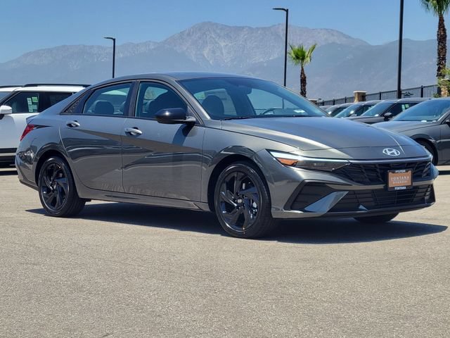 New 2026 Hyundai Elantra SEL Sport FWD image 34