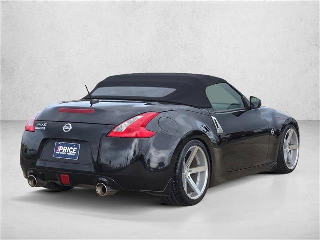 Used 2014 Nissan 370Z Touring w/ Navigation Package image 5