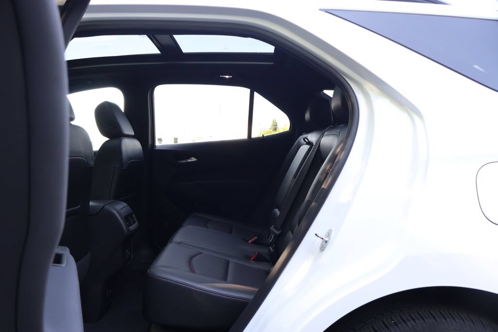 Used 2023 Chevrolet Equinox RS w/ RS Leather Package AWD/4WD image 46
