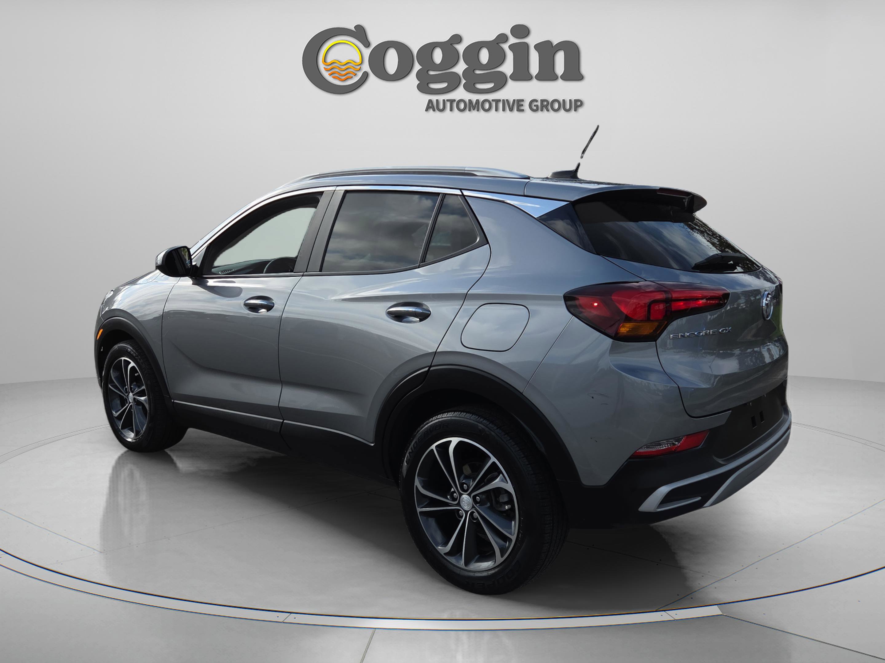 Used 2023 Buick Encore GX Select image 3