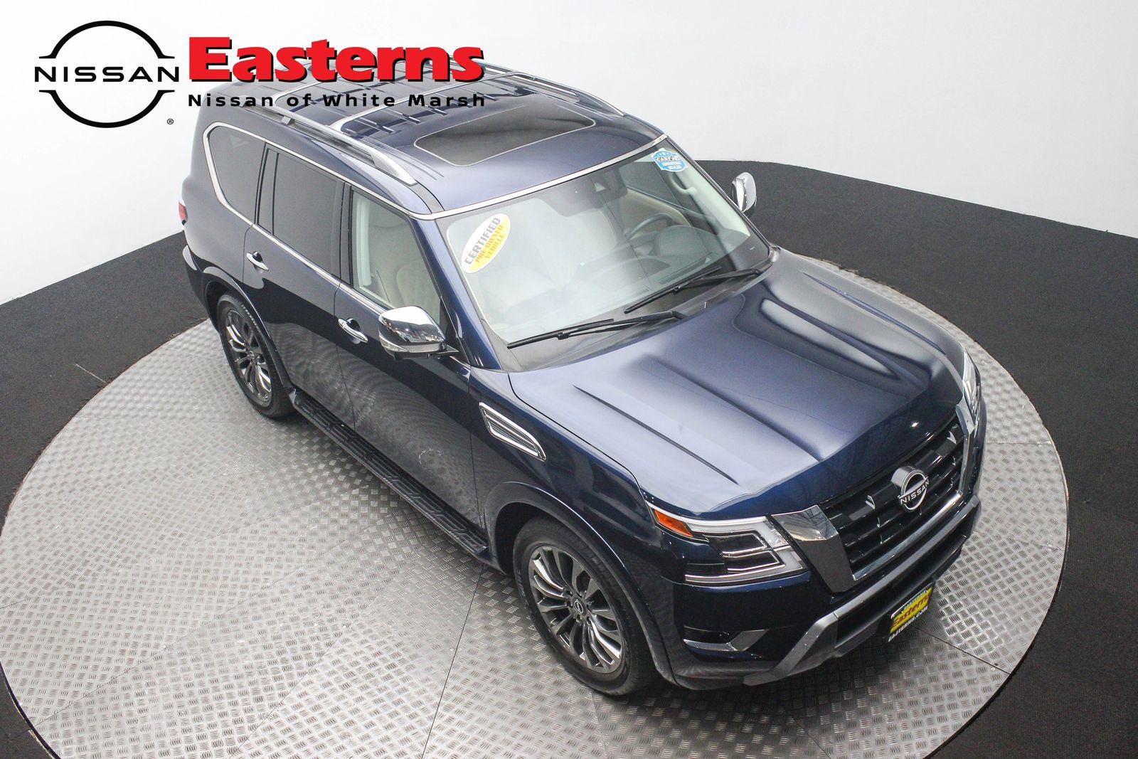 Used 2023 Nissan Armada Platinum w/ Captain's Chairs Package image 3