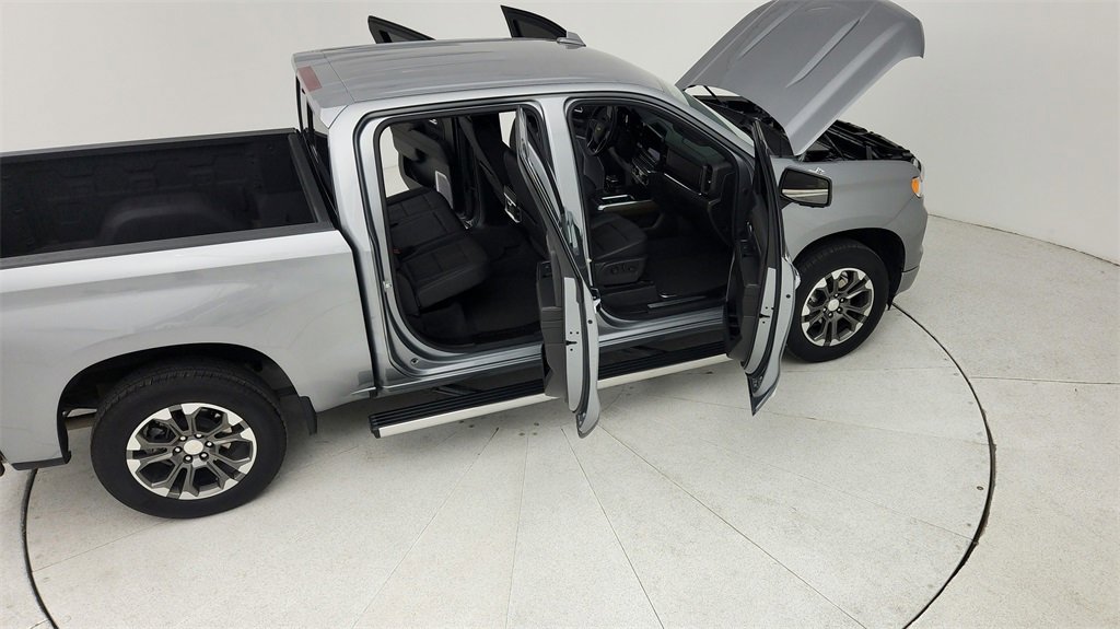 Certified 2023 Chevrolet Silverado 1500 High Country w/ Technology Package image 41