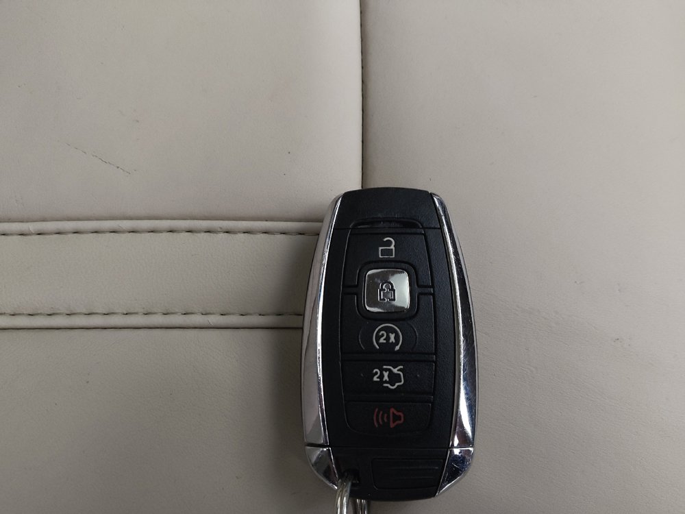 Used 2019 Lincoln MKZ Reserve w/ Reserve Plus Package AWD/4WD image 32