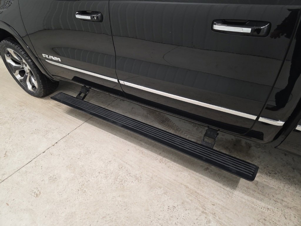 Used 2019 RAM 1500 Limited image 13