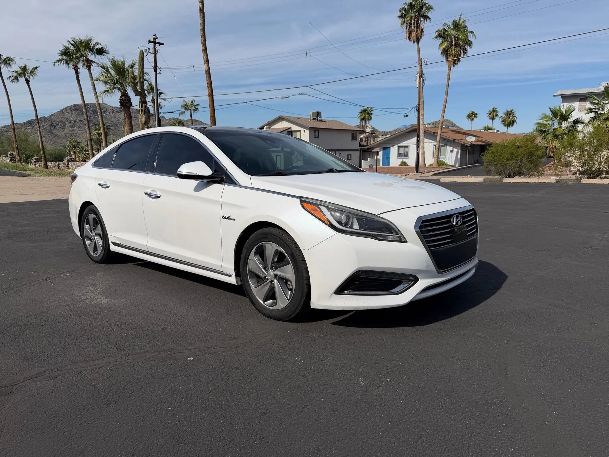 Used 2016 Hyundai Sonata Limited w/ Option Group 02