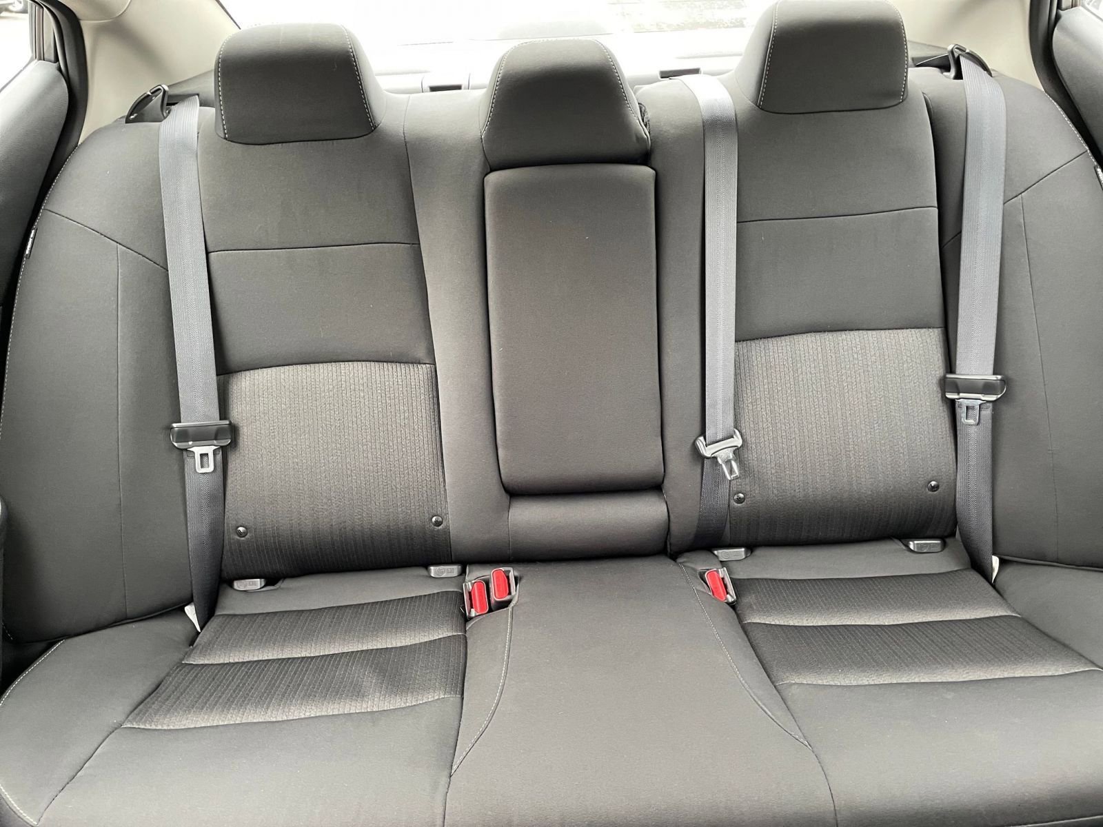 Used 2025 Nissan Altima 2.5 SV image 37