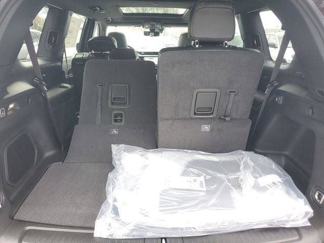 New 2026 Jeep Grand Cherokee L Limited w/ Luxury Tech Group II AWD/4WD image 8