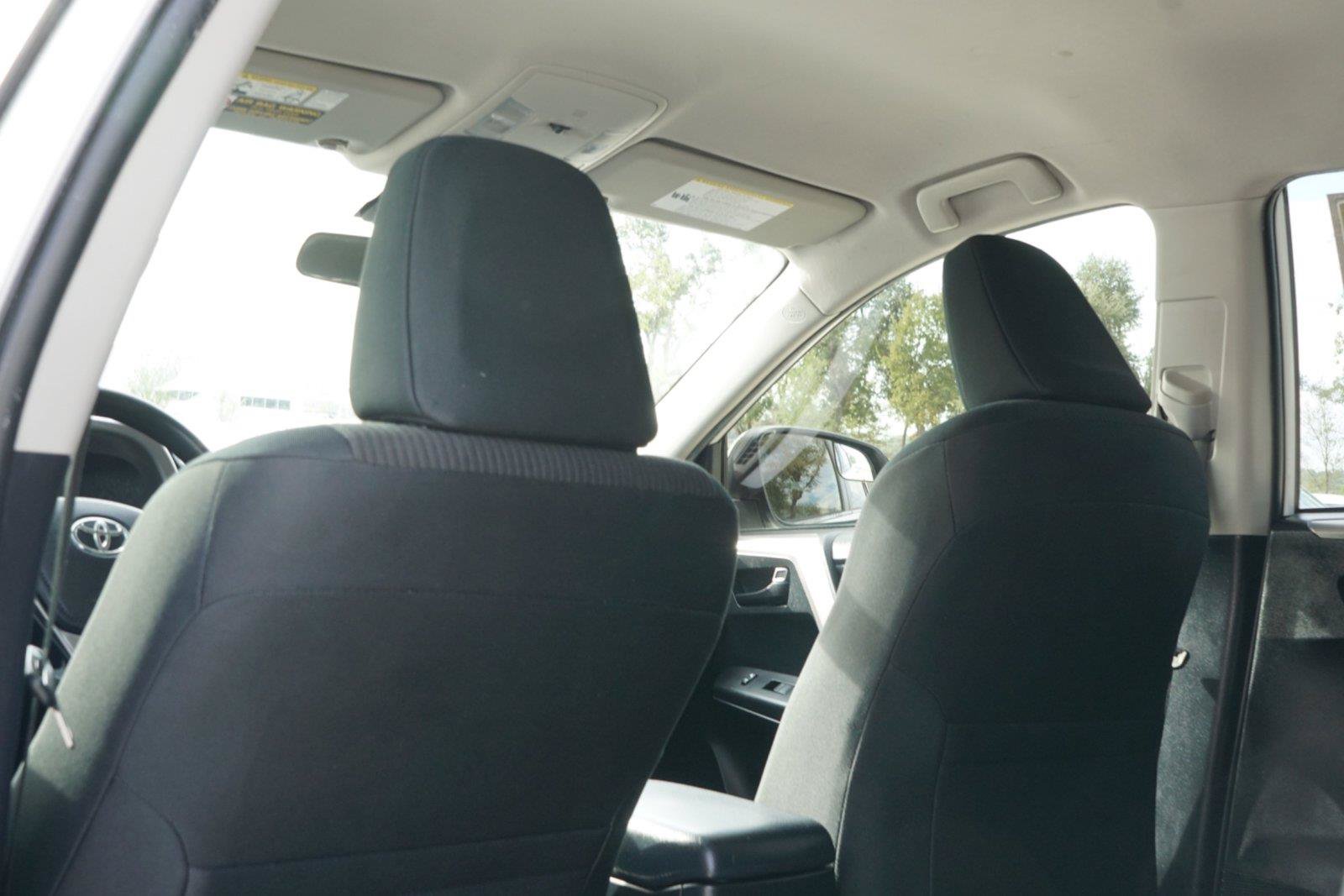 Used 2016 Toyota RAV4 LE FWD image 20