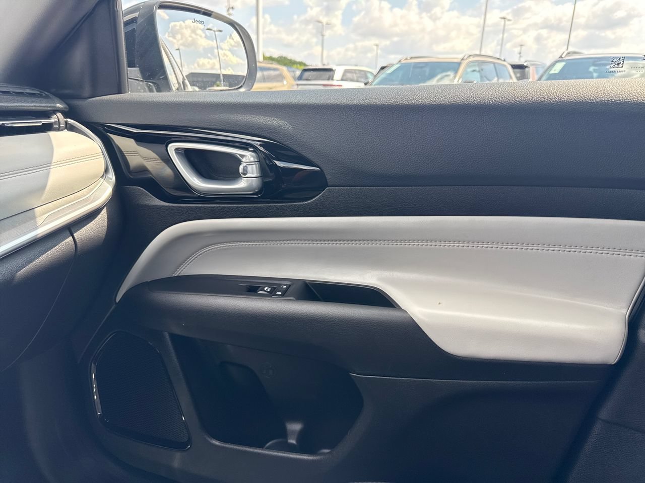 Certified 2025 Jeep Compass Limited AWD/4WD image 23