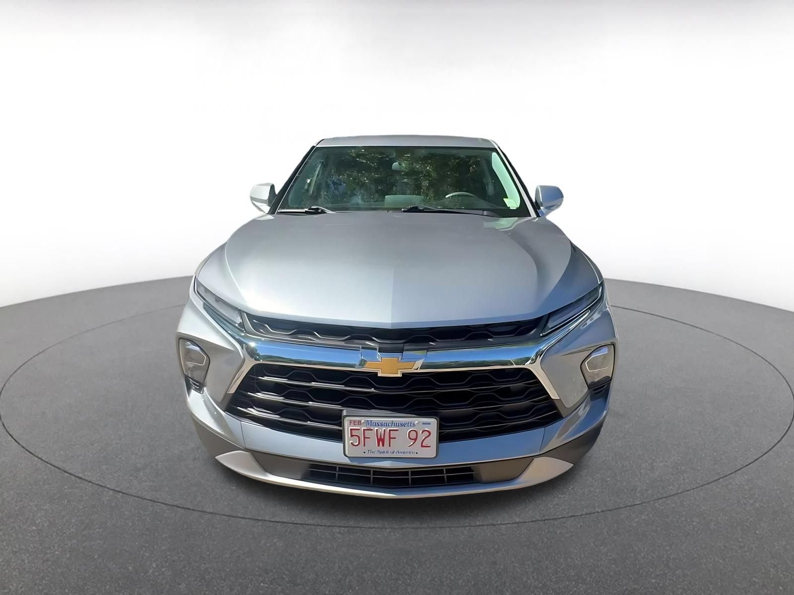Used 2025 Chevrolet Blazer LT FWD image 4