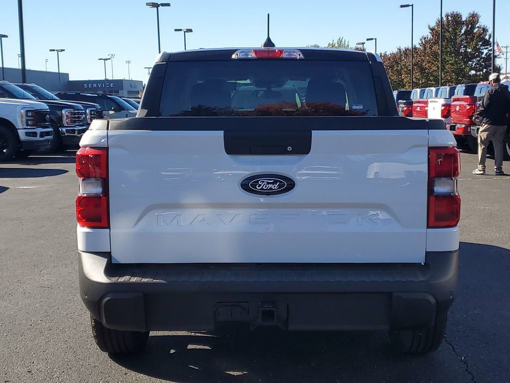 New 2025 Ford Maverick XLT w/ XLT Luxury Package image 3