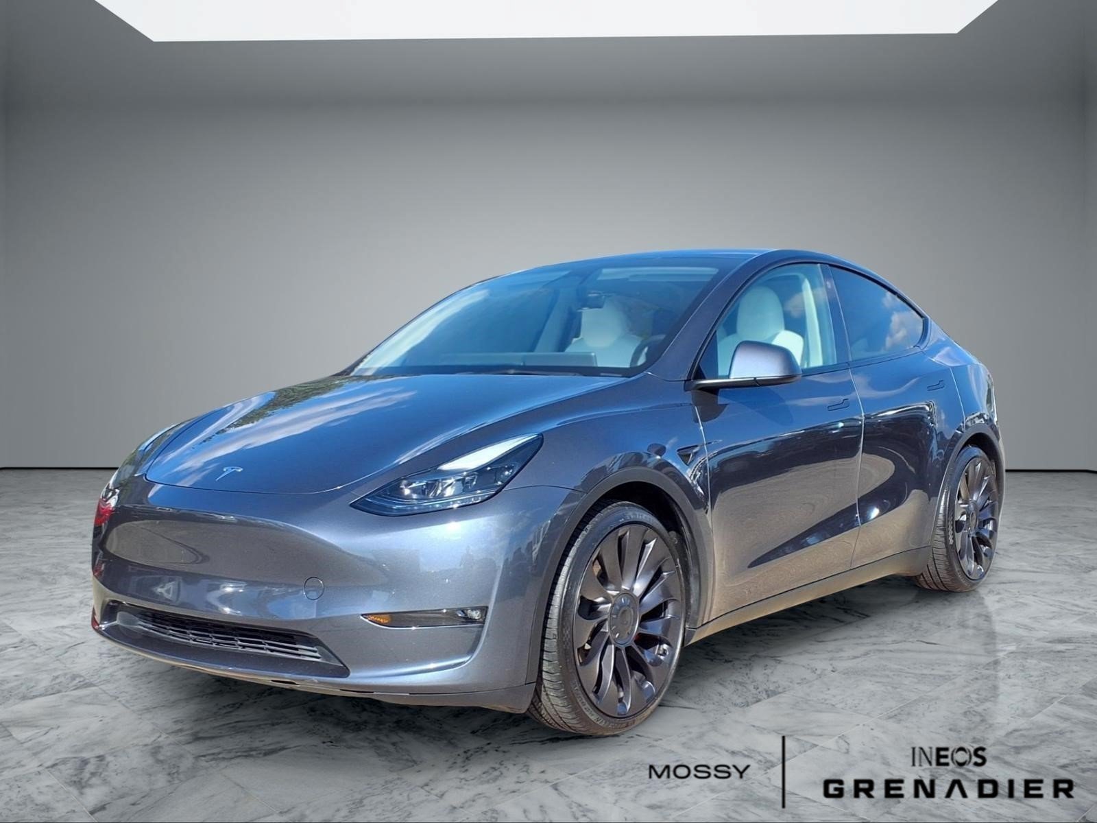 Used 2023 Tesla Model Y Performance AWD/4WD image 4