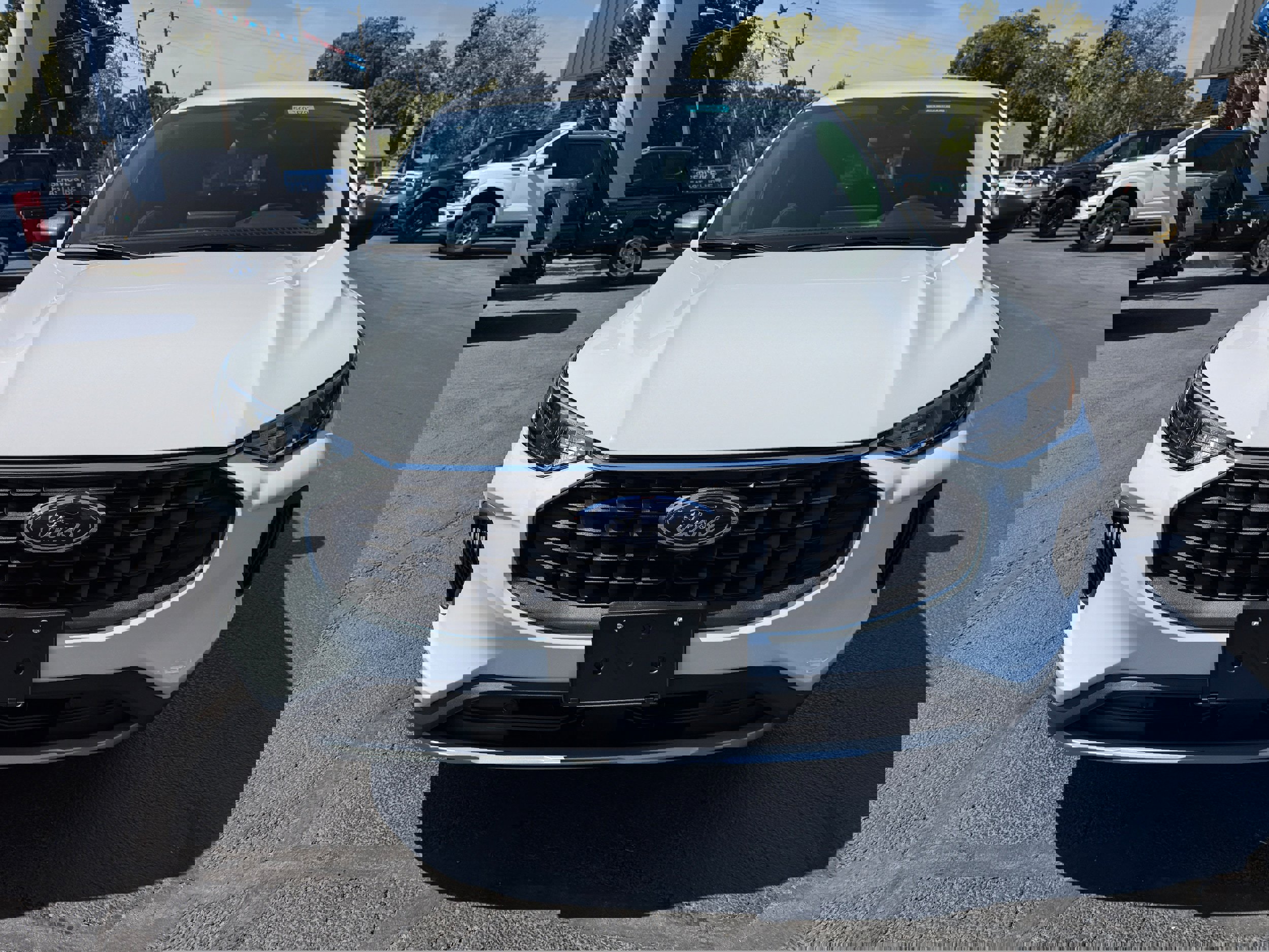New 2025 Ford Escape Active image 2