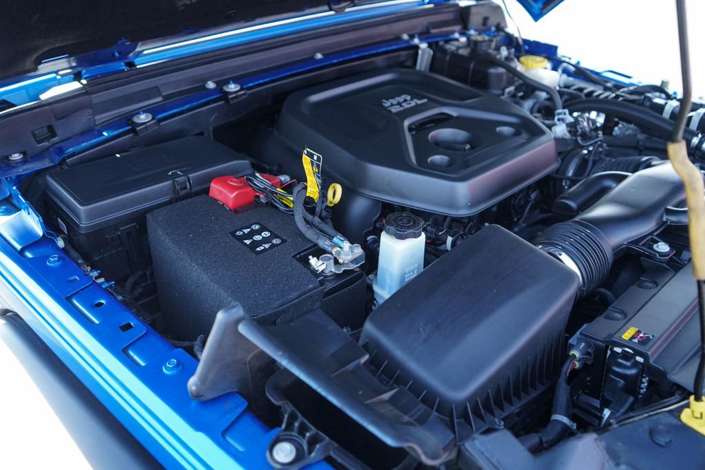 Used 2021 Jeep Wrangler Sport S image 36