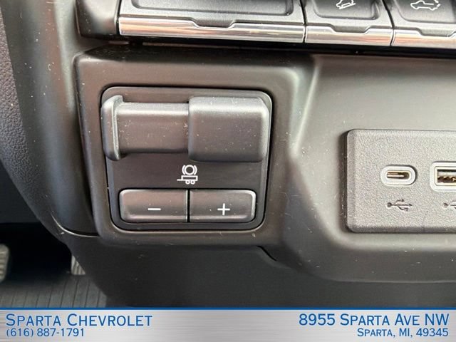 Used 2021 Chevrolet Silverado 1500 Custom Trail Boss w/ Midnight Edition AWD/4WD image 27