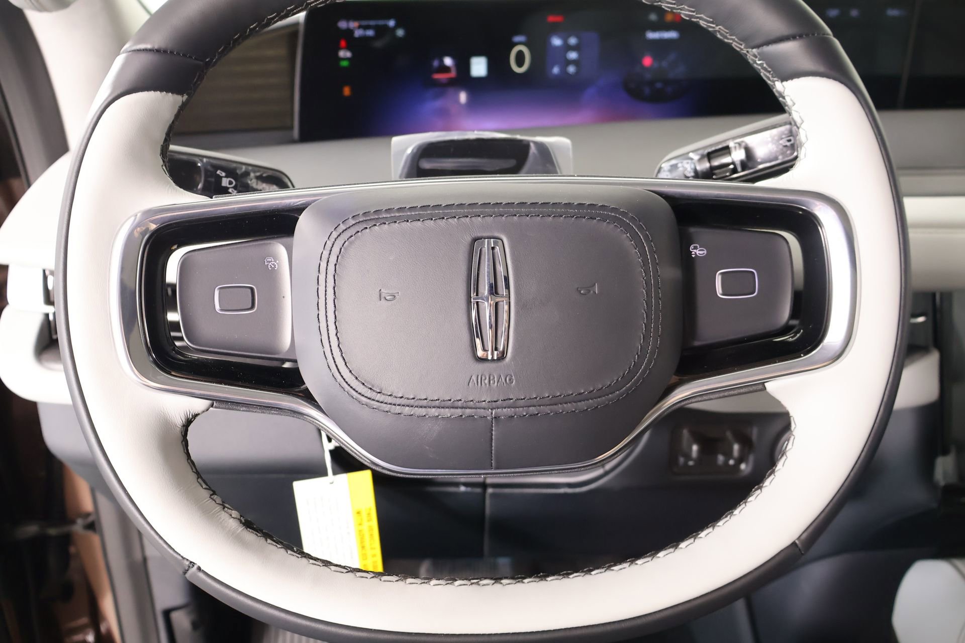 New 2026 Lincoln Navigator Black Label AWD/4WD image 3