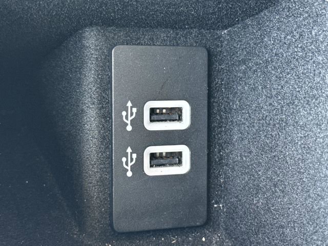 Used 2016 Lincoln MKX Reserve w/ Equipment Group 102A AWD/4WD image 39