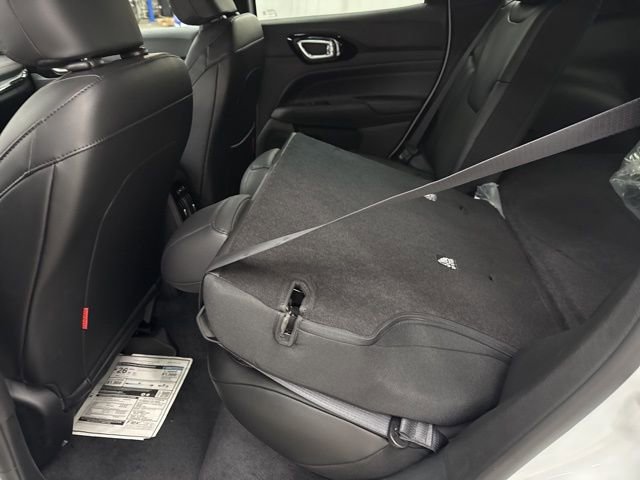 New 2026 Jeep Compass Trailhawk image 8