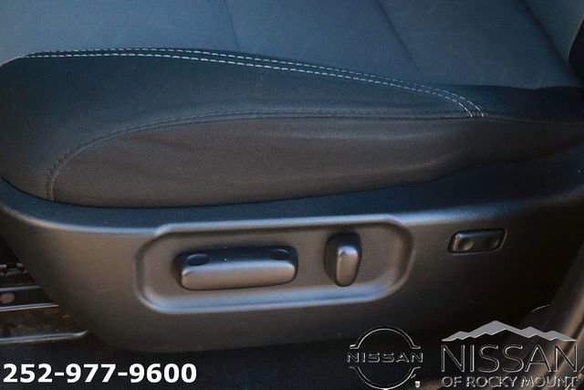 Used 2020 Toyota Tacoma TRD Off-Road w/ Technology Package image 15