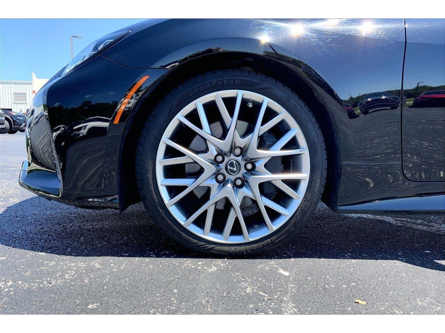 Used 2019 Lexus RC 350 w/ Premium Package RWD image 7