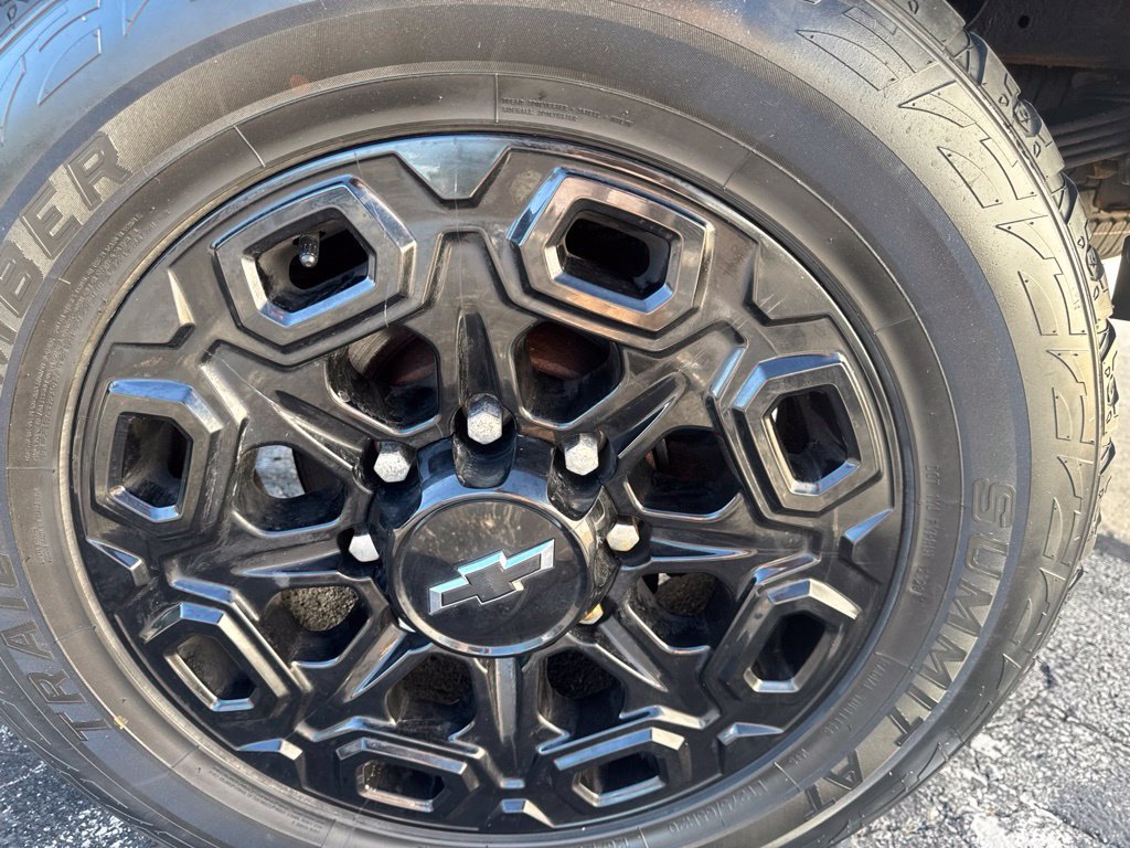 Used 2018 Chevrolet Silverado 2500 LTZ w/ Snow Plow Prep Package AWD/4WD image 48
