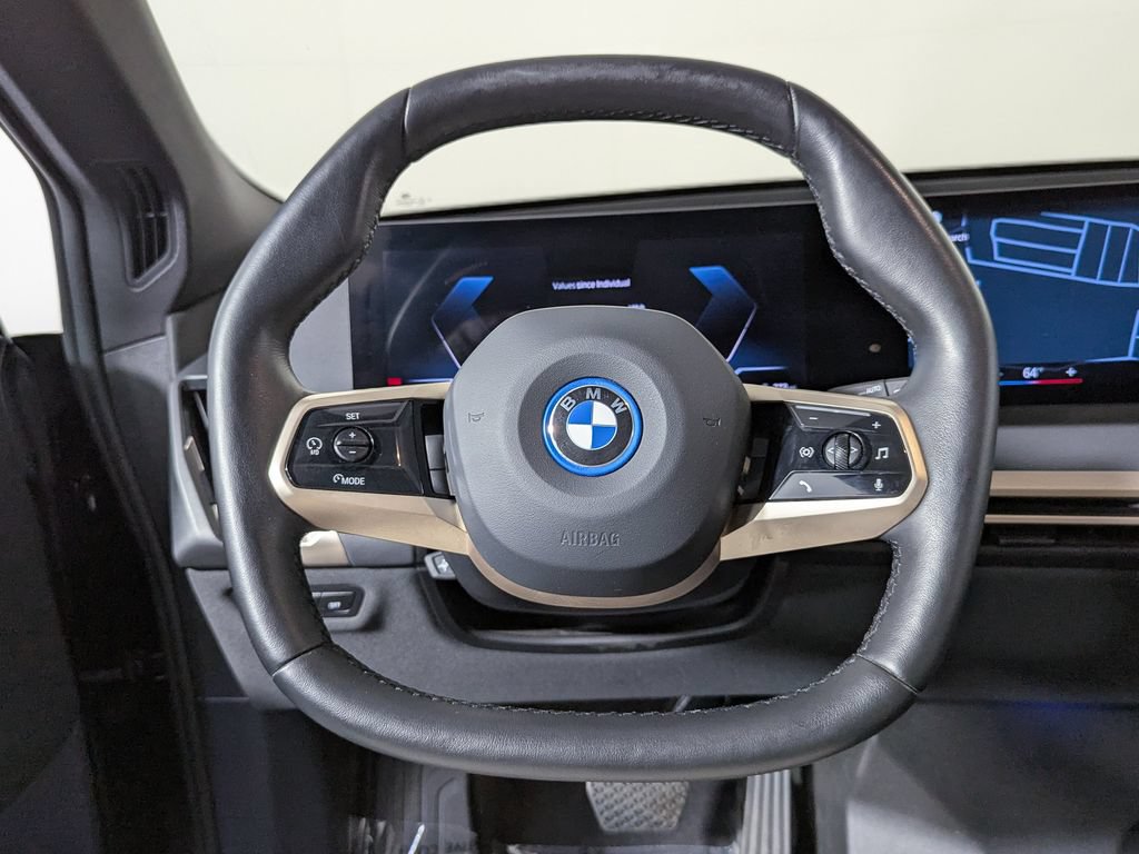 Certified 2023 BMW iX xDrive50 w/ Sport Package AWD/4WD image 32