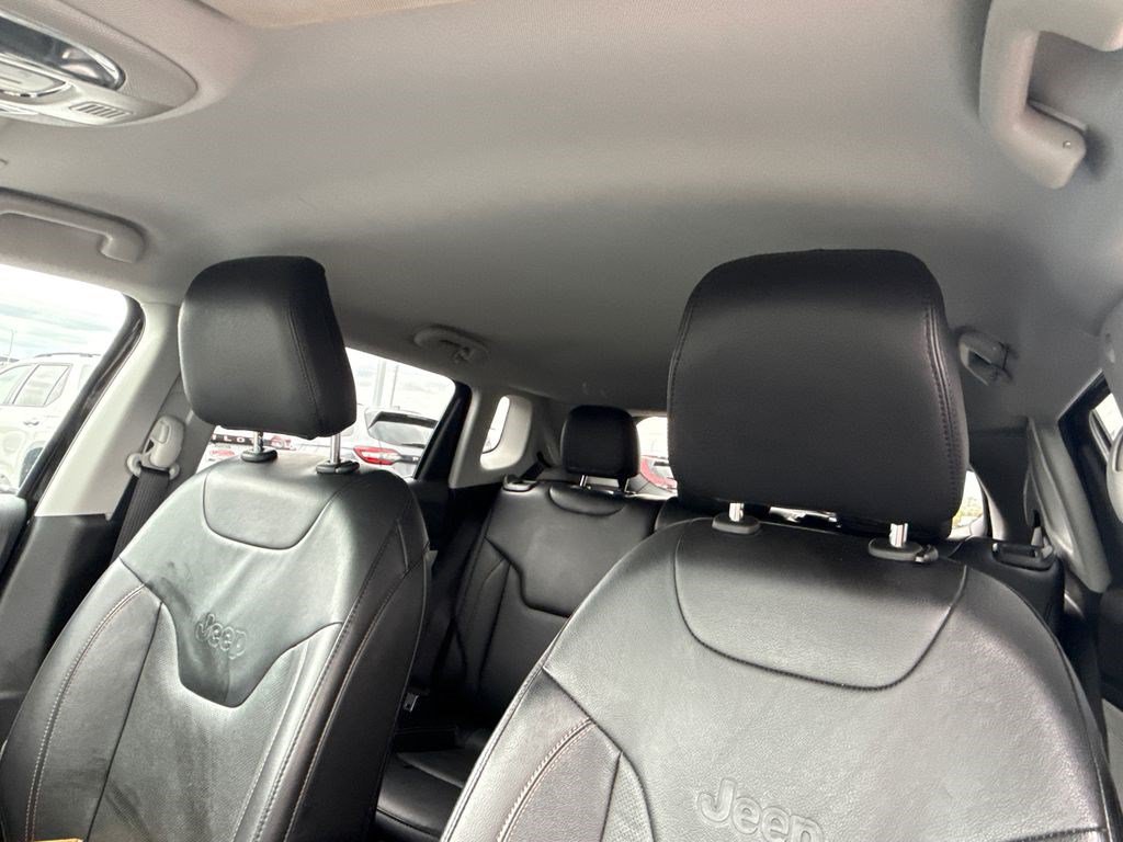Used 2022 Jeep Compass Limited AWD/4WD image 20