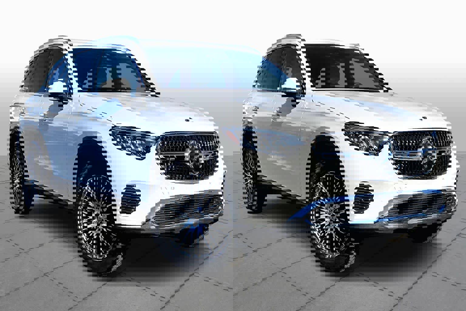 Used 2025 Mercedes-Benz GLC 300 4MATIC image 3