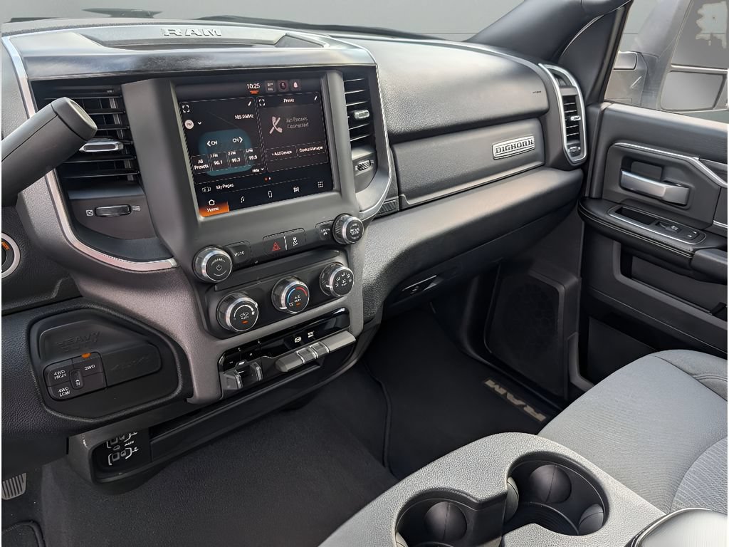 Used 2024 RAM 3500 Big Horn AWD/4WD image 25