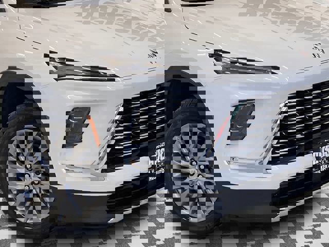 Used 2025 Buick Enclave Preferred image 35