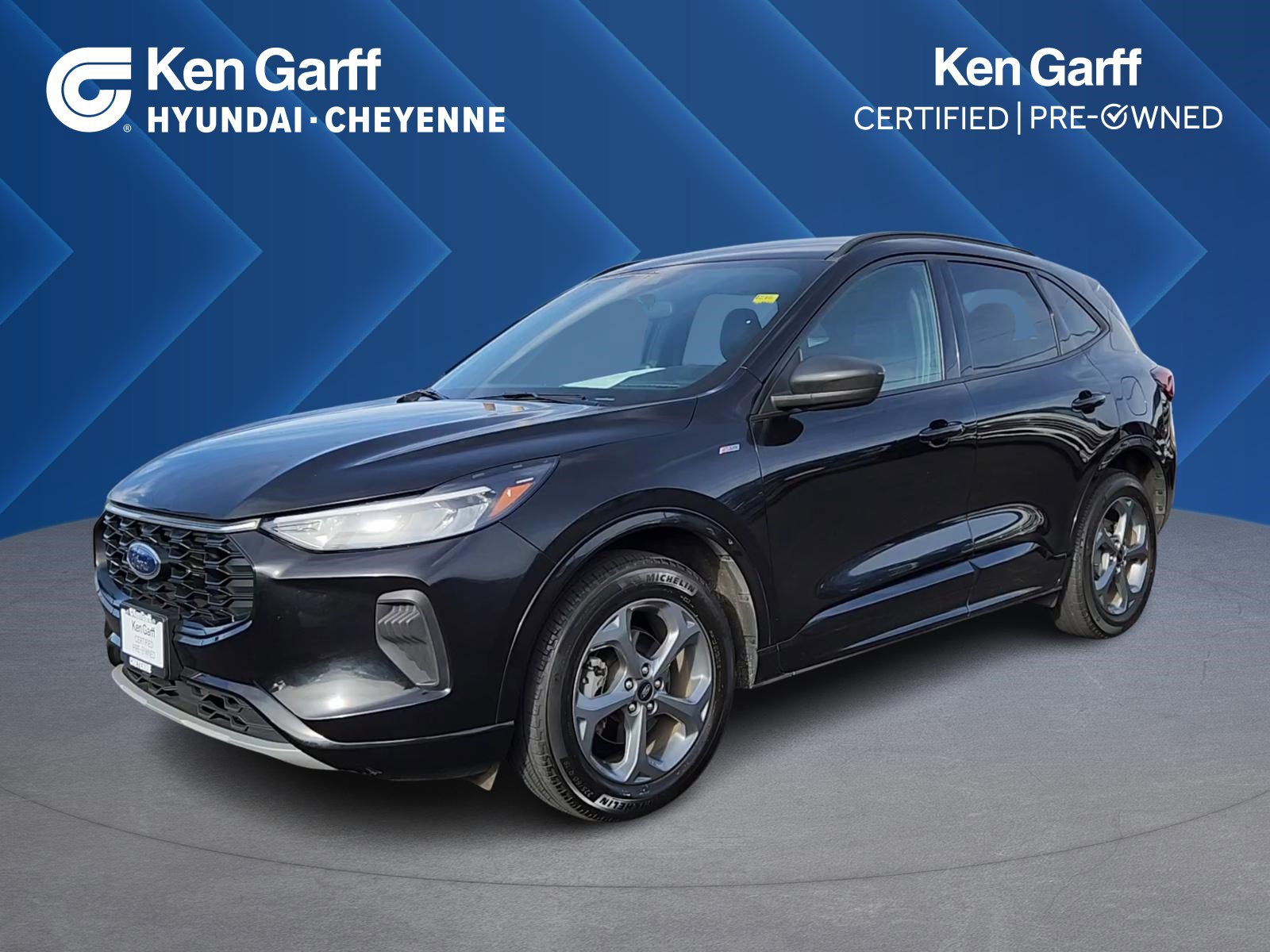 Used 2023 Ford Escape ST-Line image 1