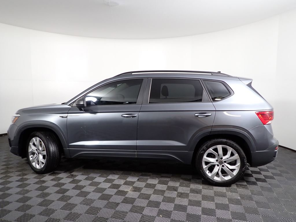 Used 2023 Volkswagen Taos S image 10