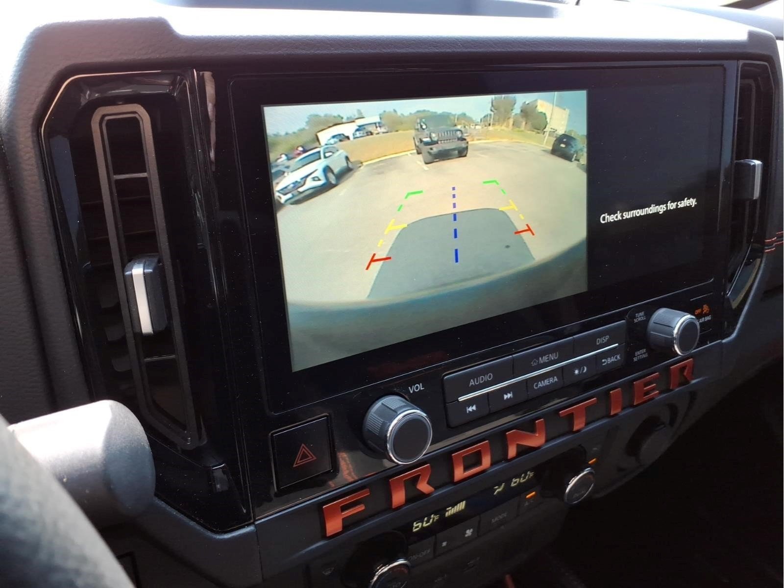 Used 2025 Nissan Frontier PRO-4X w/ Tow Package AWD/4WD image 19