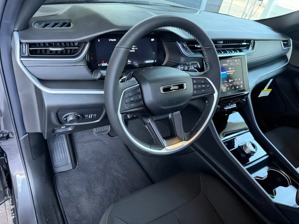 New 2026 Jeep Grand Cherokee Laredo X RWD image 13