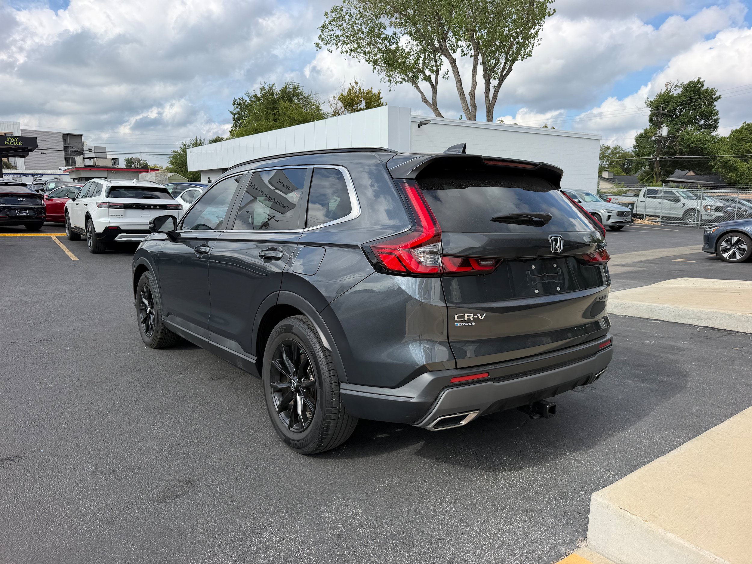 Used 2023 Honda CR-V Sport image 4