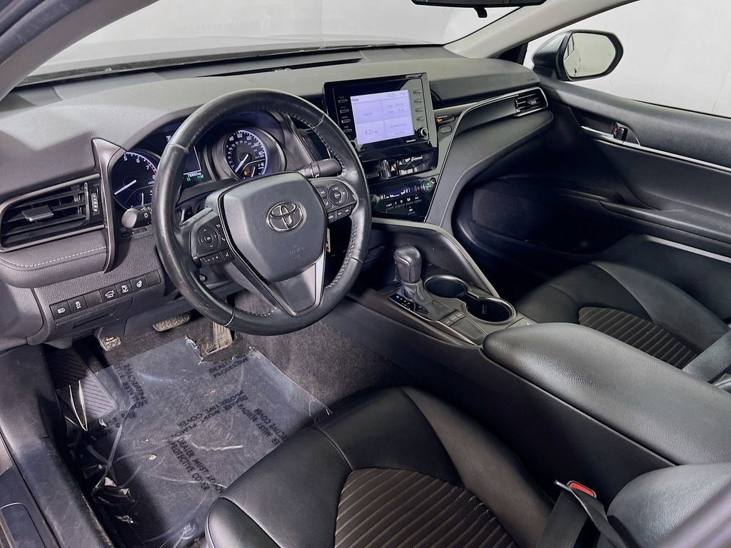 Certified 2022 Toyota Camry SE w/ Cold Weather Package FWD image 10