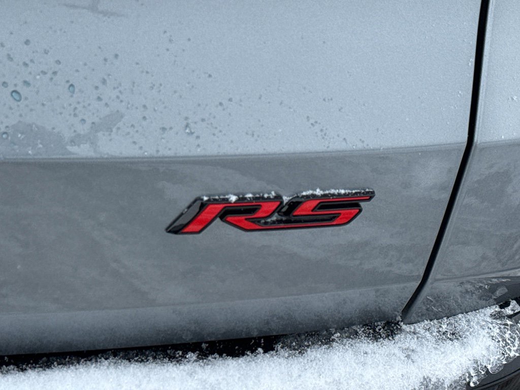 Used 2024 Chevrolet Traverse RS w/ LPO, Floor Liner Package image 9