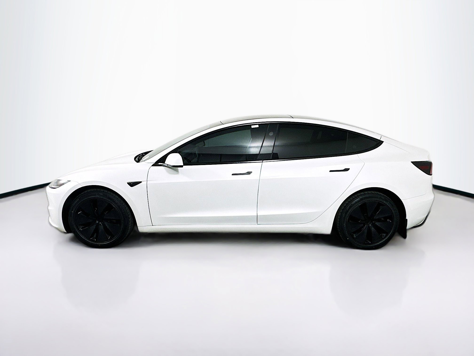 Used 2024 Tesla Model 3 Long Range image 4