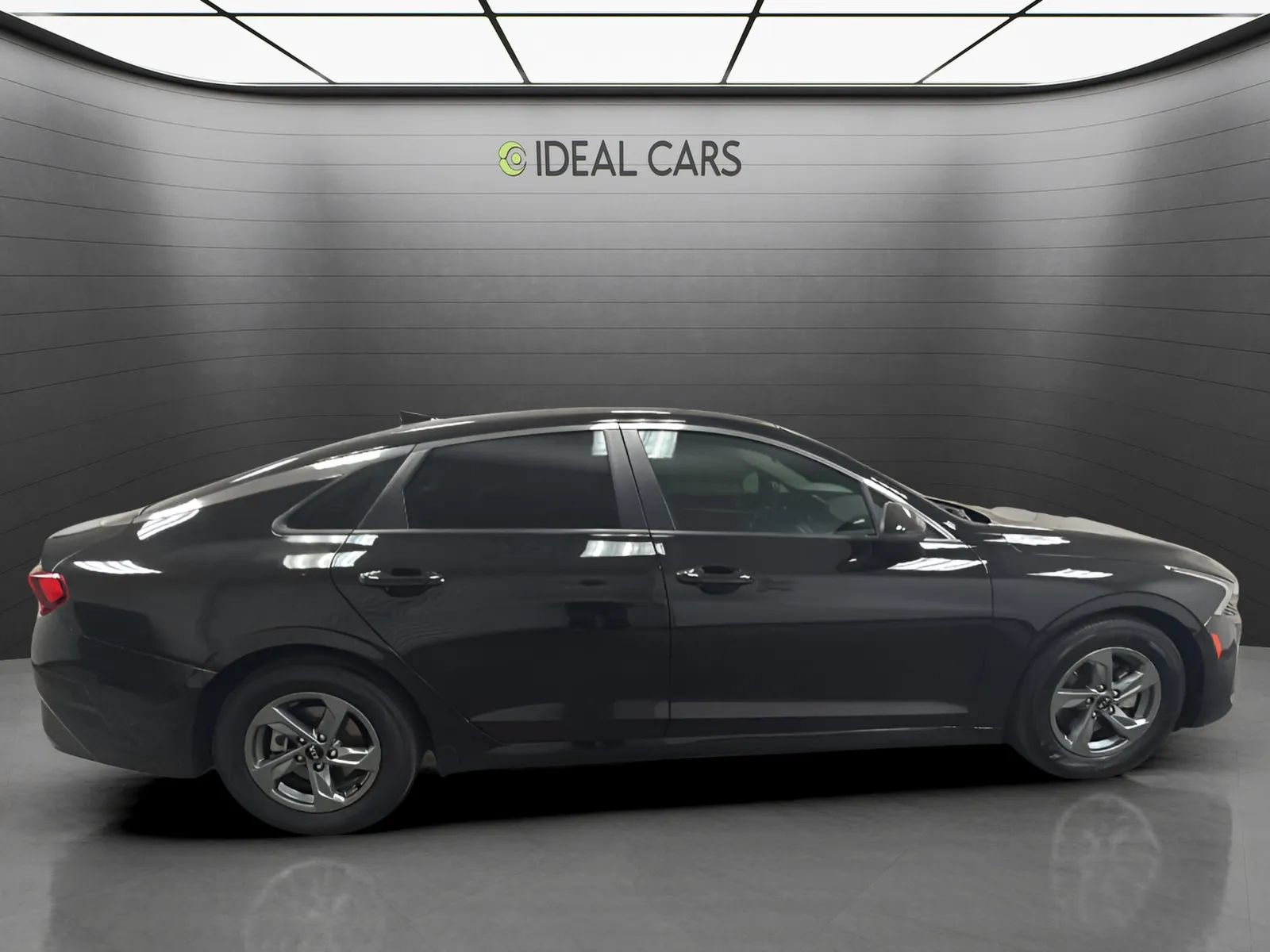 Used 2021 Kia K5 LXS FWD image 6