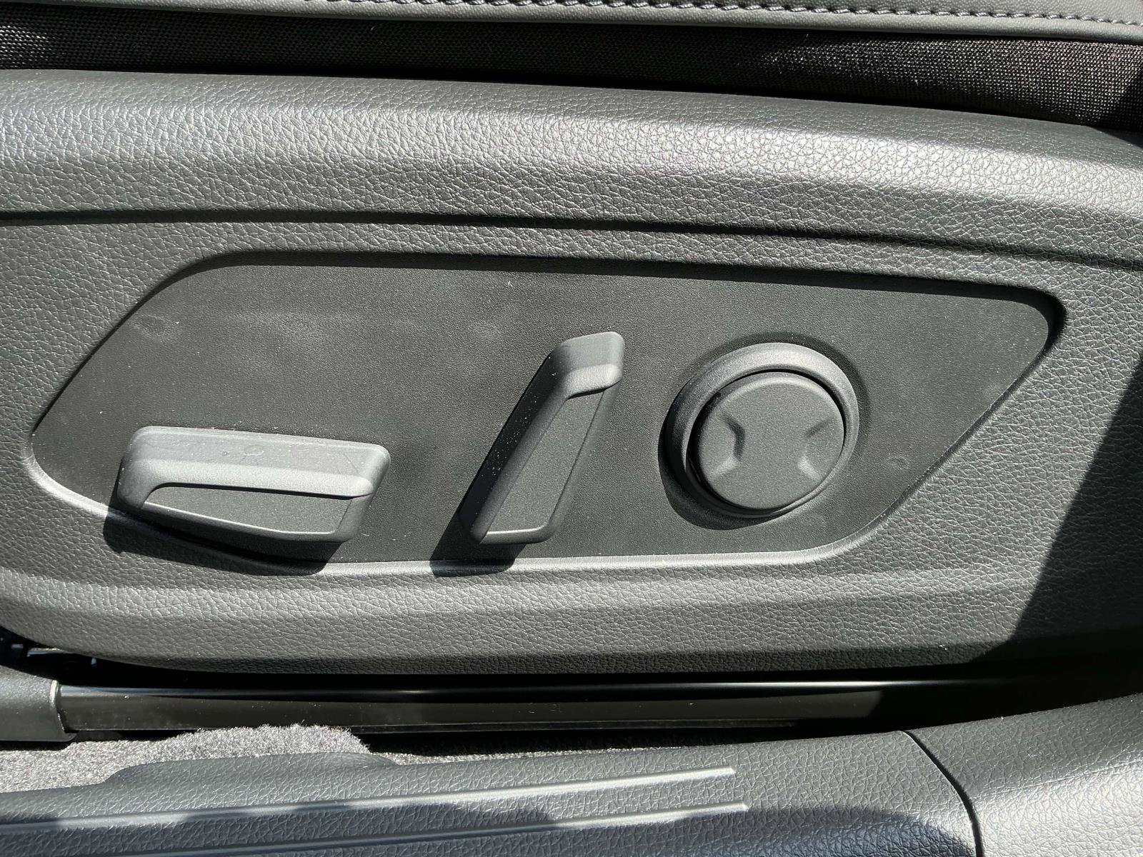 Used 2025 Kia K5 GT-Line w/ GT-Line Premium Package image 13