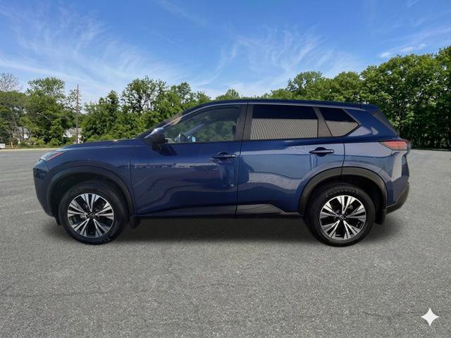 Used 2023 Nissan Rogue SV AWD/4WD image 5