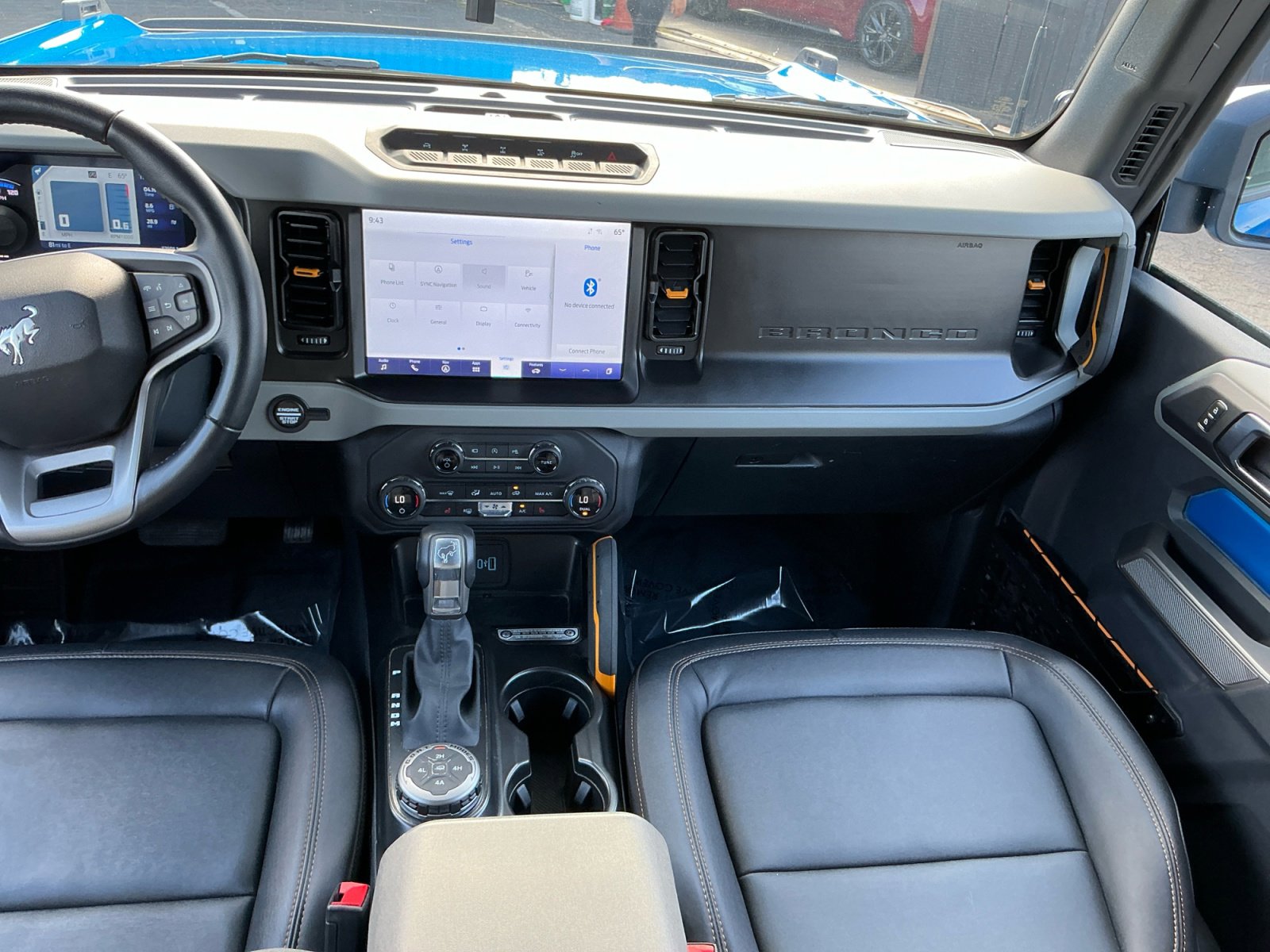 Used 2023 Ford Bronco Badlands AWD/4WD image 16