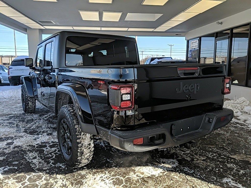 Used 2021 Jeep Gladiator Sport image 7