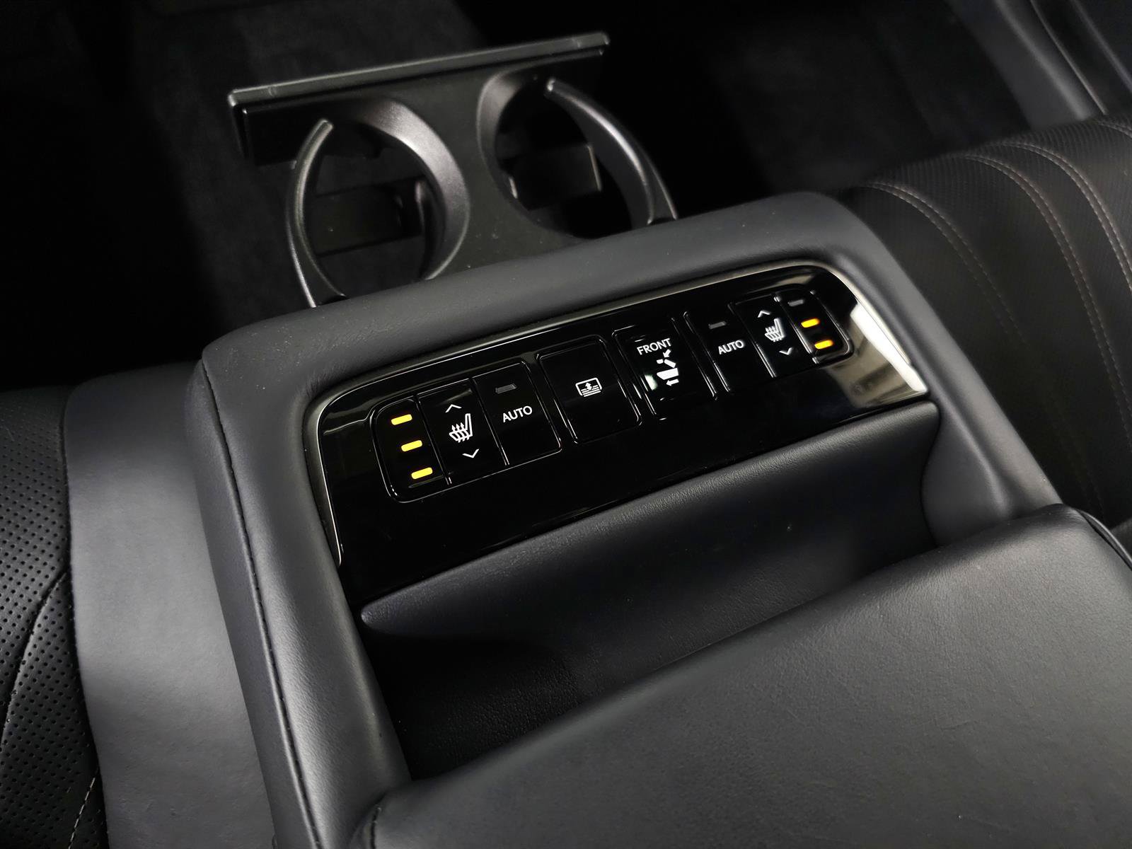 Used 2018 Lexus LS 500 AWD w/ Interior Upgrade Package image 31