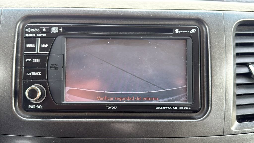 Used 2014 Toyota Sienna XLE image 26