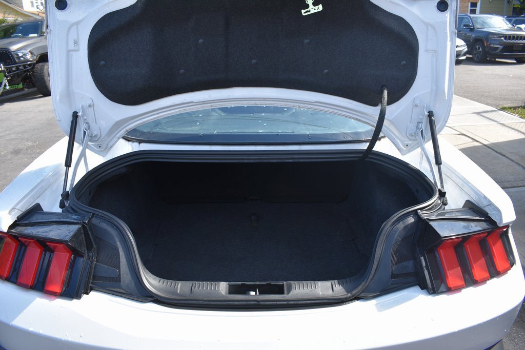 Used 2024 Ford Mustang Coupe image 30