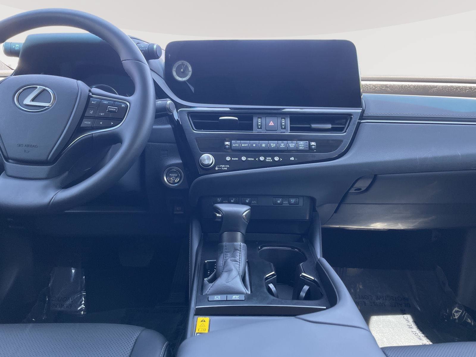 Used 2025 Lexus ES 300h w/ Premium Package FWD image 29