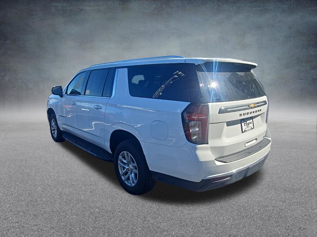 Used 2024 Chevrolet Suburban LT AWD/4WD image 4