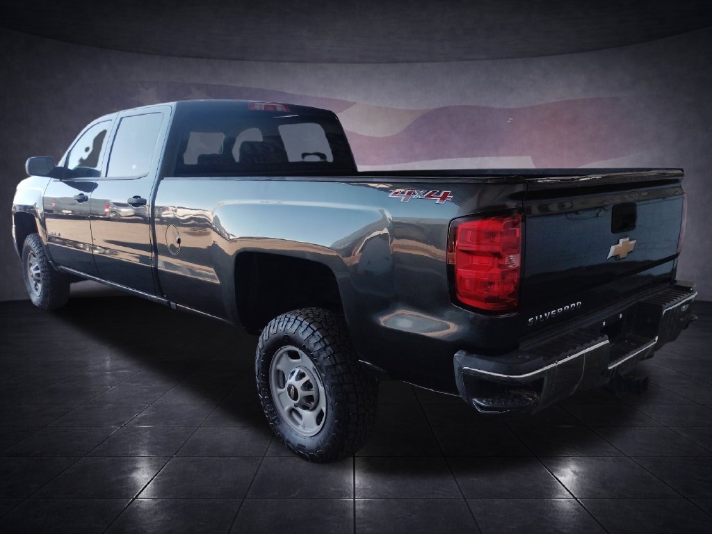 Used 2017 Chevrolet Silverado 2500 W/T AWD/4WD image 3