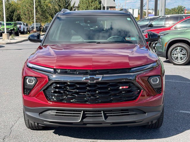 Used 2025 Chevrolet TrailBlazer RS w/ Convenience Package AWD/4WD image 8